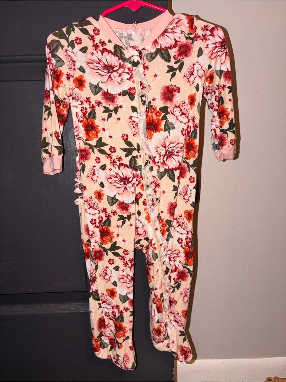 Milkberry footed pjs 6-9M